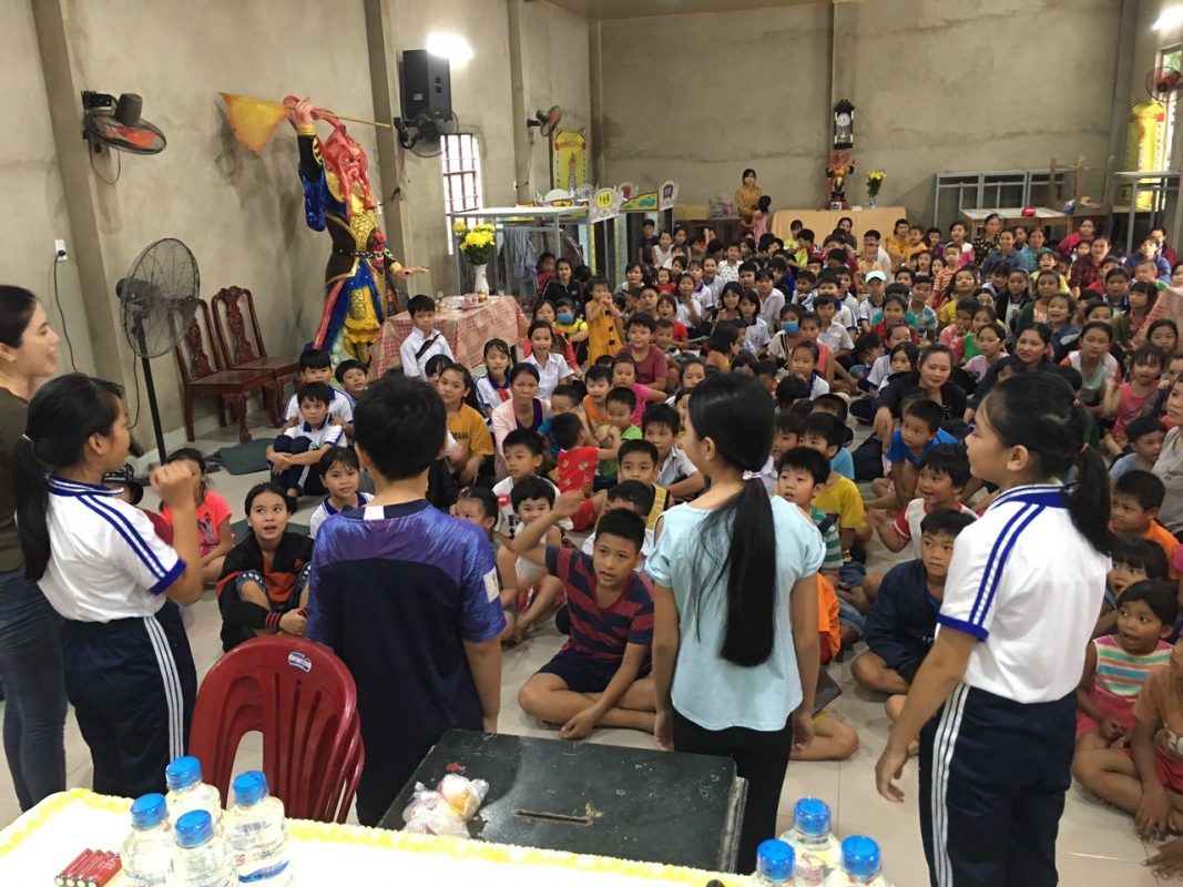 Hình ảnh hoạt động từ thiện Xưởng May balo Thiên Phú
