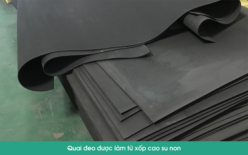 quai đeo được làm từ xốp cao su non