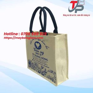 TÚI XÁCH QUÀ TẶNG BÁC SĨ THẨM MỸ VŨ QUANG DŨNG