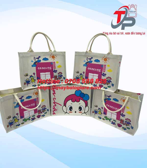 TÚI XÁCH QUÀ TẶNG IN LOGO CON CƯNG
